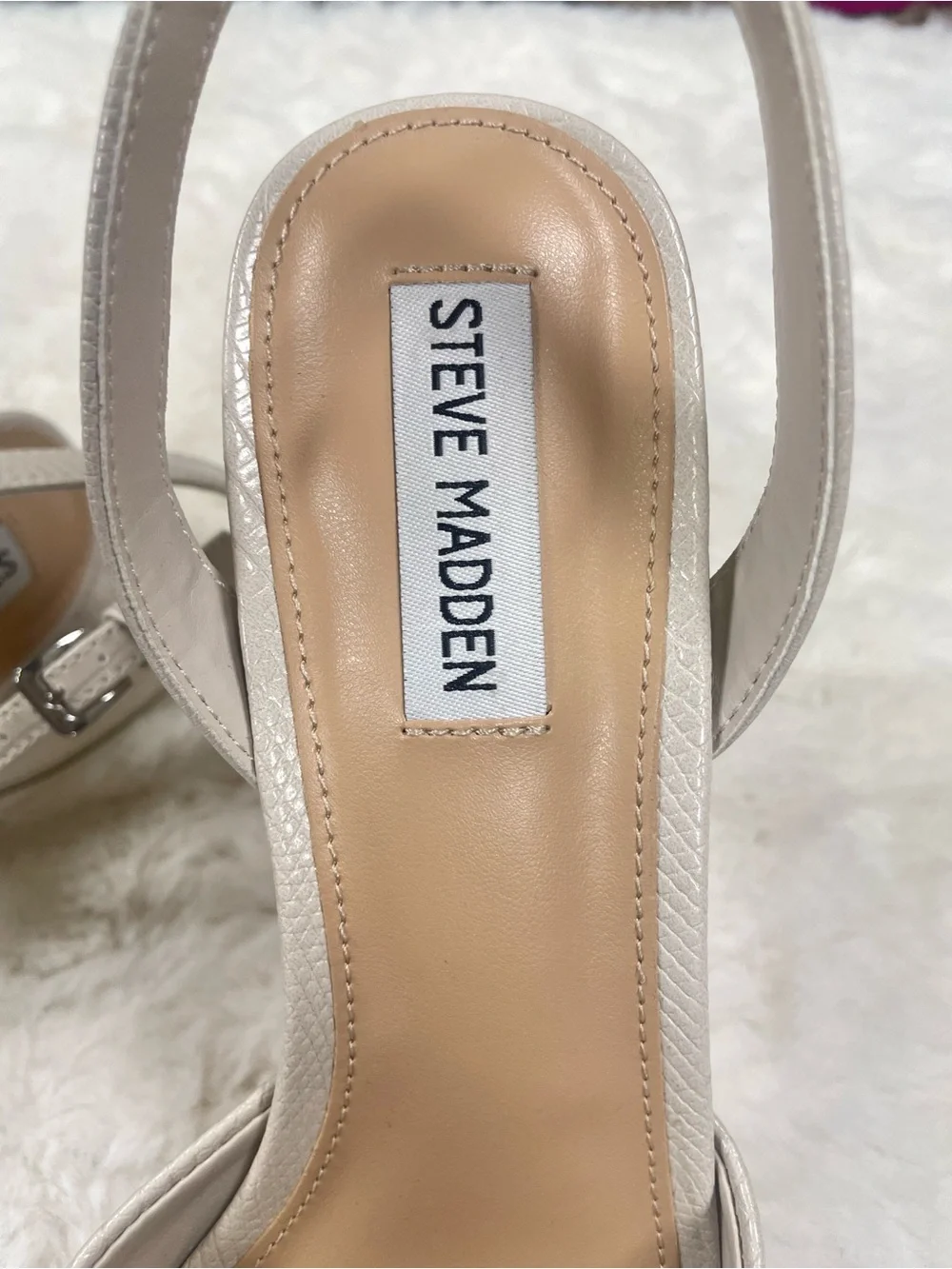 Steve Madden Ivory Textured Platform Block Heel Sandals Size 9